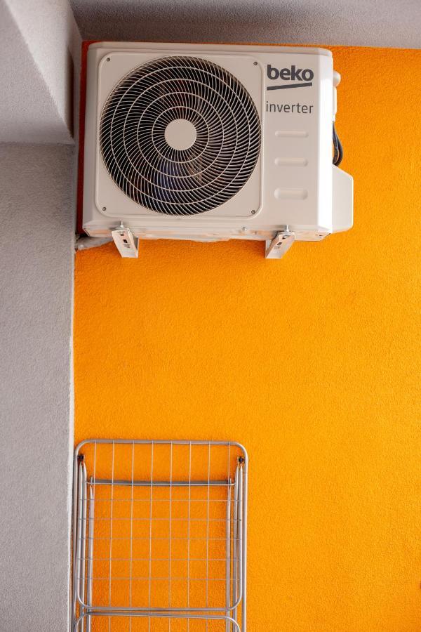 Central.Deluxe.Apartament.Oradea Buitenkant foto